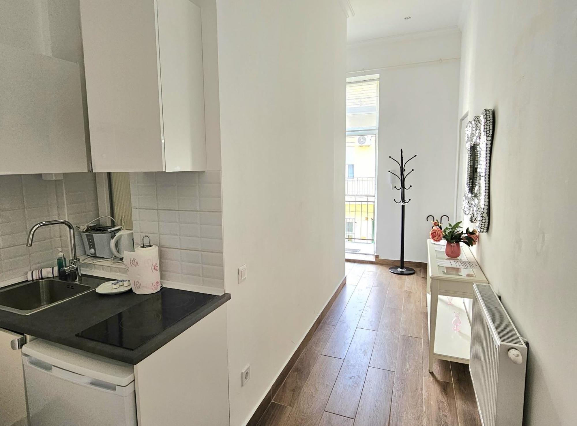 Designer Downtown Gem Apartment Budapest Exterior photo