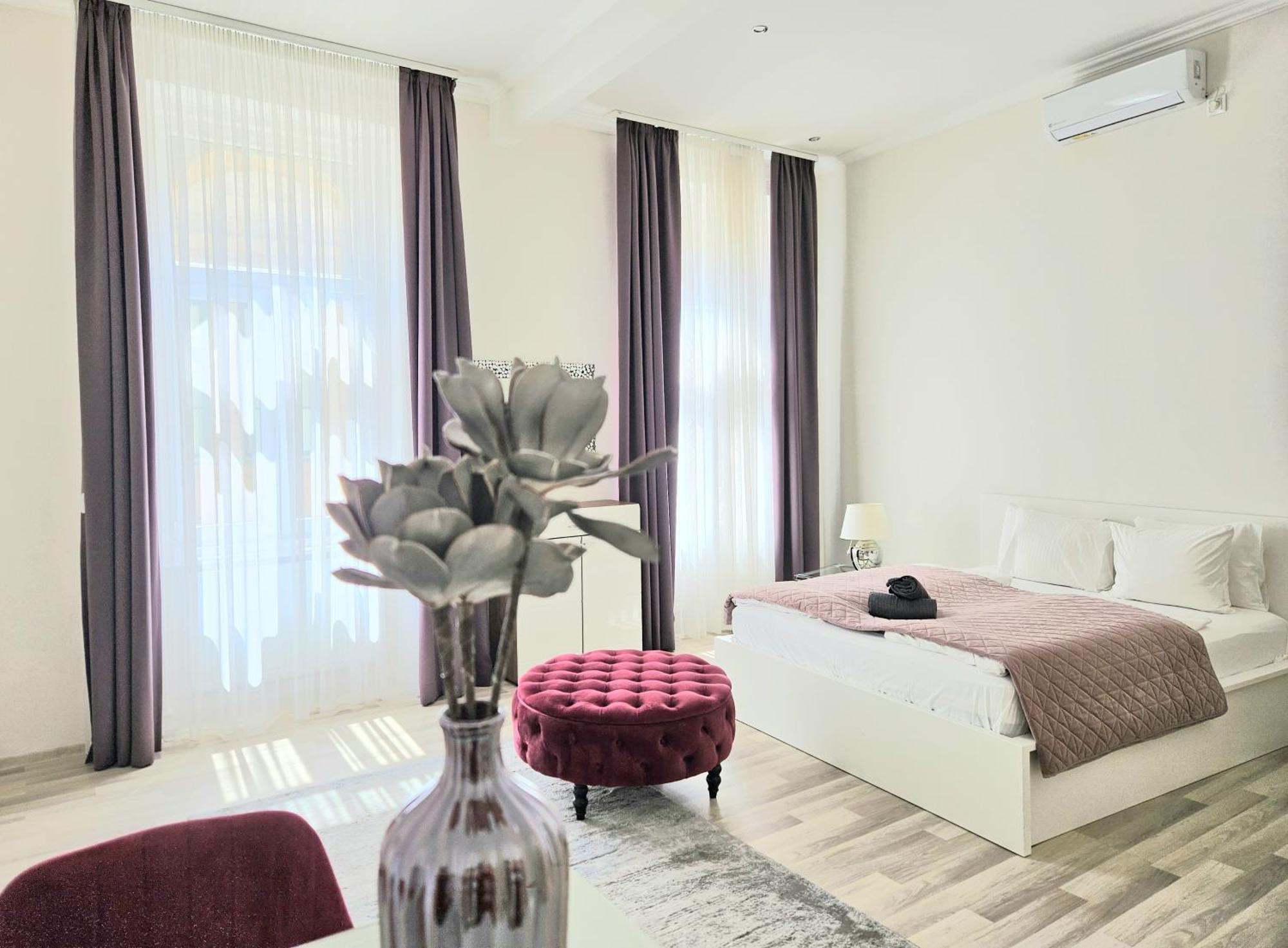 Designer Downtown Gem Apartment Budapest Exterior photo